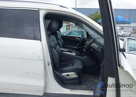 2013 Mercedes-Benz Gl 450 4Matic z USA, uszkodzony, nr VIN 4JGDF7CE2DA120720